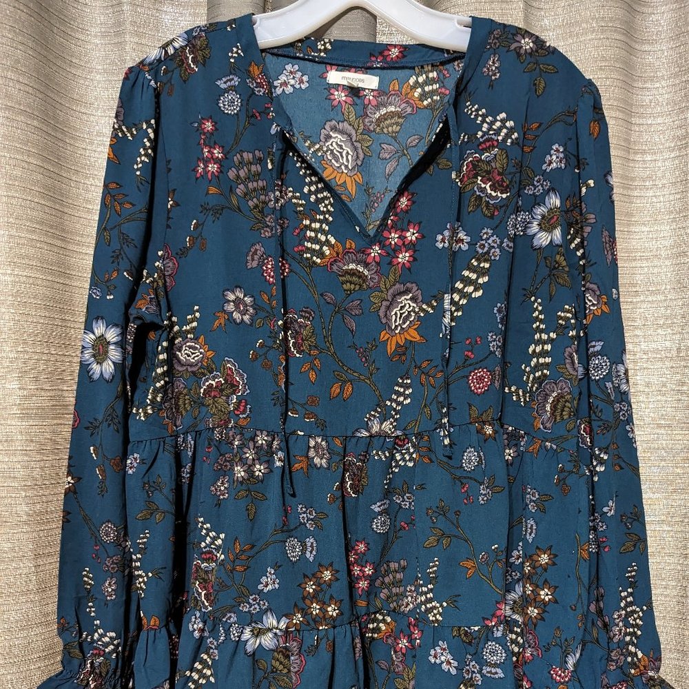 Maurice Size Large Empire Waist top with ties